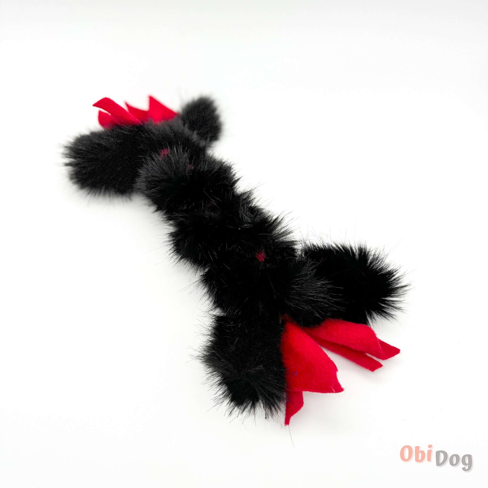 Pīta bize no flīza un mākslīgās kažokādas rotaļlieta sunim, 40 cm gara, mīksta, ar izteiksmīgu tekstūru.